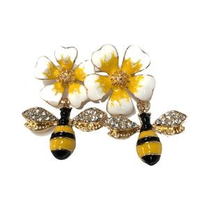 Bee and Flowers pin